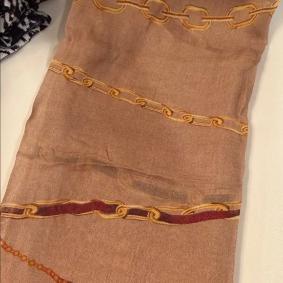 Vela NEW Modal Hijab Beige and Brown Chain Scarf - Picture 3 of 6
